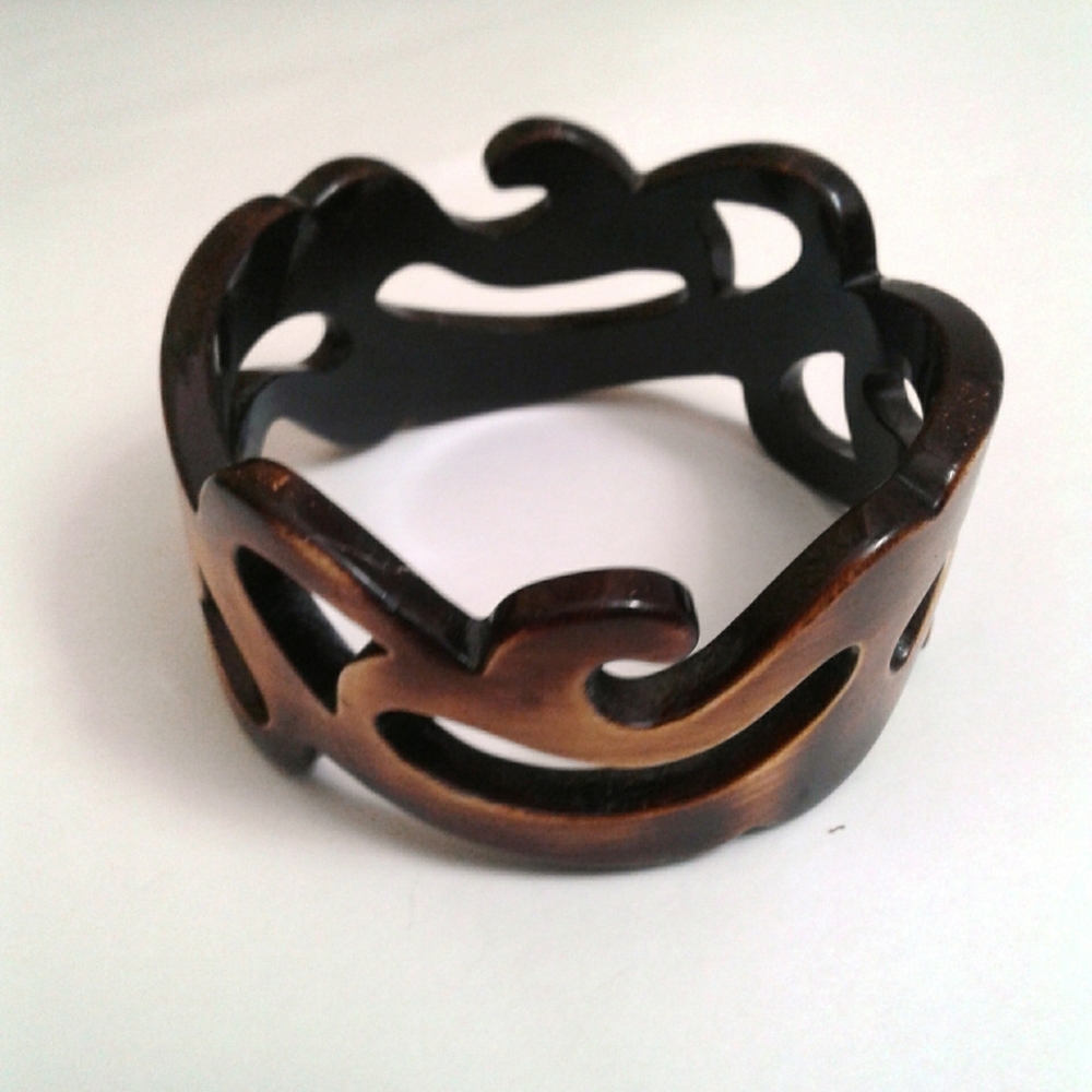 BRACELET Cuff Type 2 3/4" Diameter